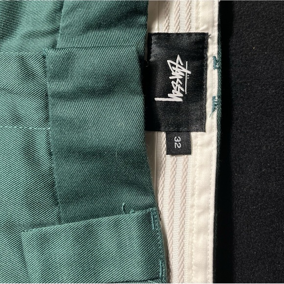 STUSSY Bright green chinos size: 32 - Picture 2 of 3